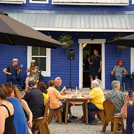 Chez Casimir Hotel Matapedia Exterior photo